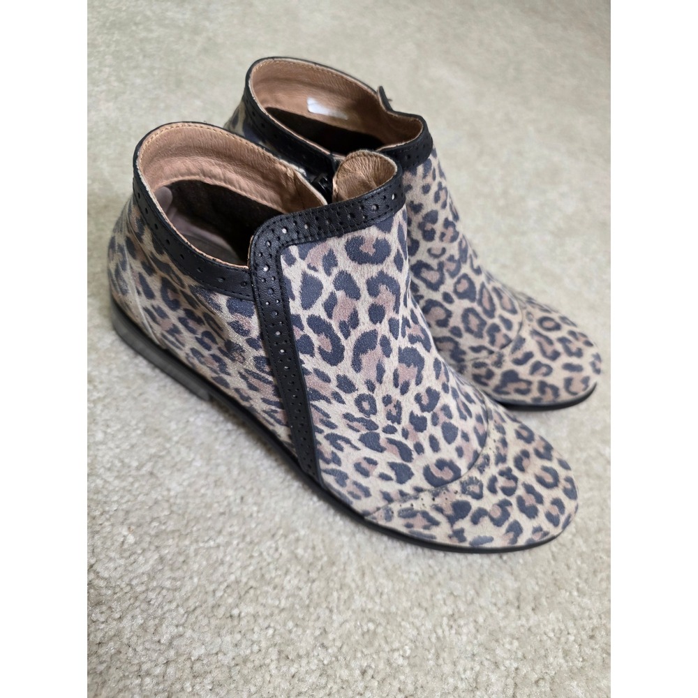 Naot Leopard Print Ankle Boots Womens 40 L9 Cheetah Suede Side Zip Booties